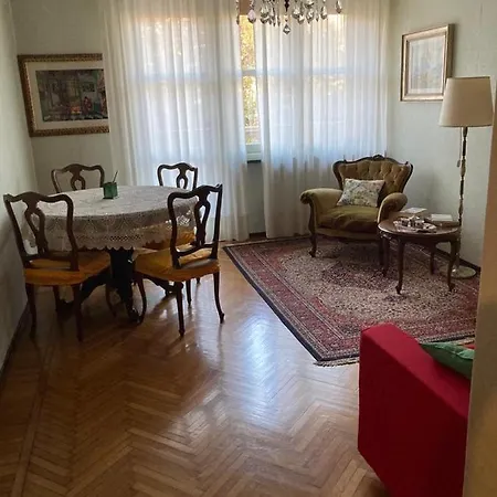 Maison Esra A Pochi Passi Dal Centro Apartment